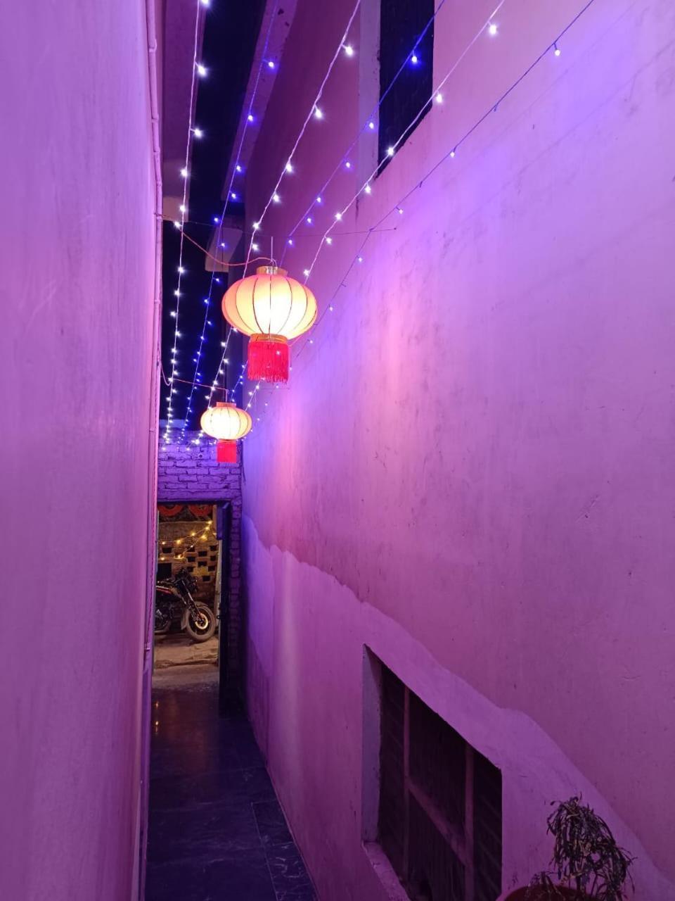 Jpm Guest House Benares Buitenkant foto