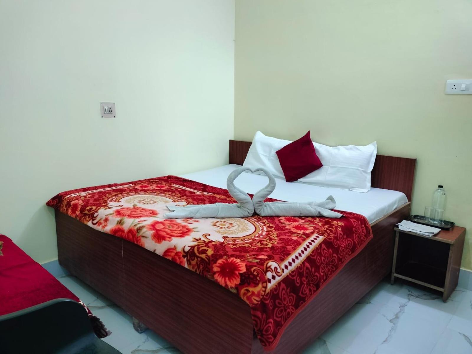 Jpm Guest House Benares Buitenkant foto